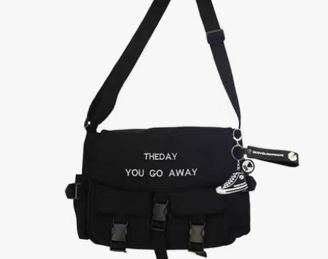 转卖斜挎包男士潮牌工装挎包日系ins背包女...