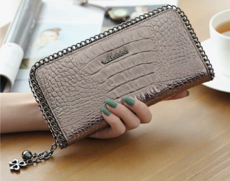 转卖2017新款鳄鱼纹牛皮长款女士钱包潮女...