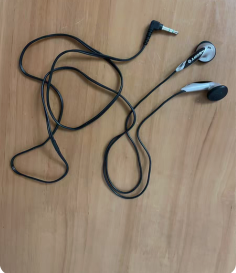 包邮全新 库存 Sony/索尼 MDR-E...