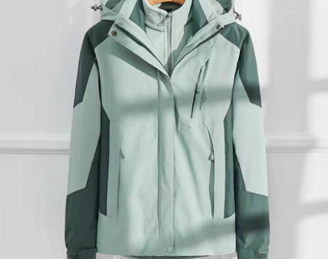 转卖【风尚价】啄木鸟秋冬季冲锋衣男女潮牌三...