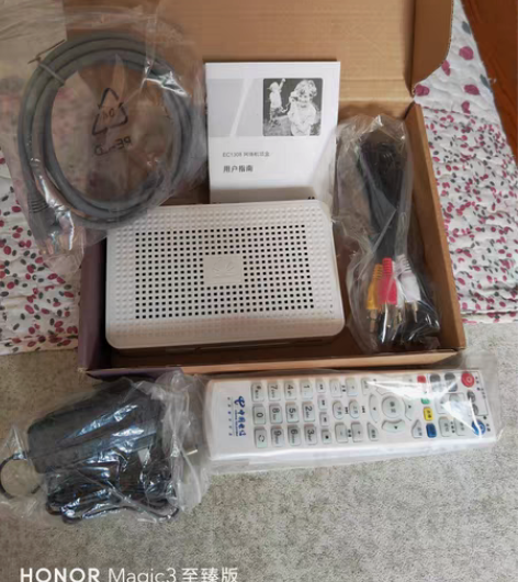 包邮华为EC1308网络机顶盒 感兴趣的话...