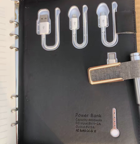 包邮全新 带充电宝的笔记本 配一支笔 容量...