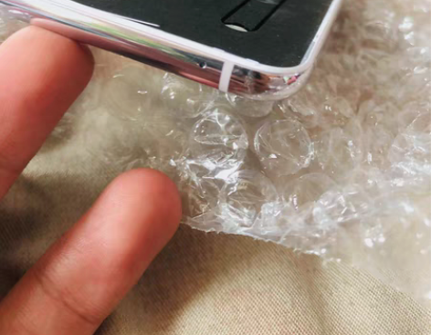 魅族17独角兽中框，成色一般，左上角有瑕疵...