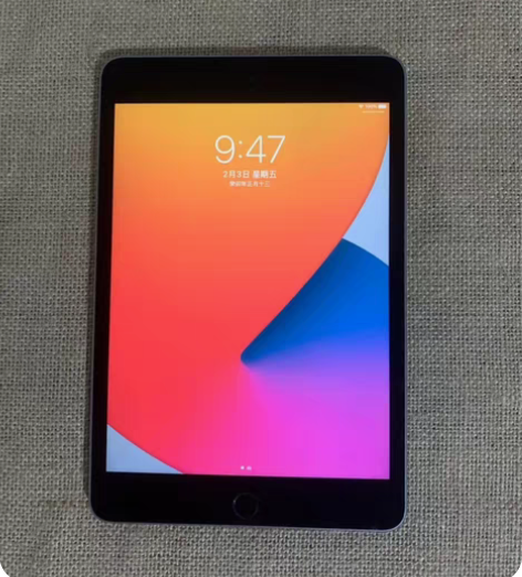 特价9.5新iPad mini4国行128...