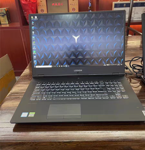 联想Lenovo 拯救者y7000-17（...