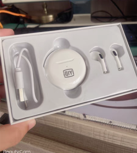 包邮爱奇艺真蓝牙耳机 全新，拆包未使用 转...
