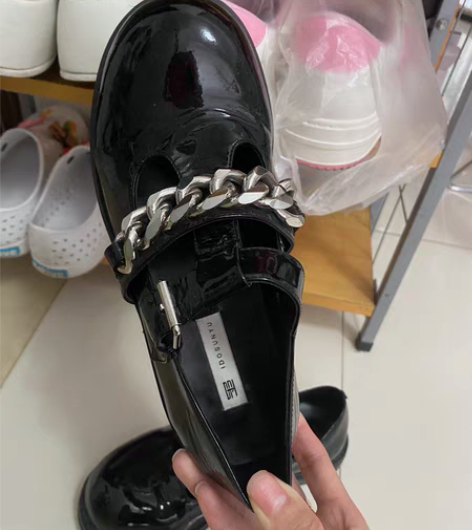 包邮小众设计师款大头娃娃鞋,漆皮软皮!非常...