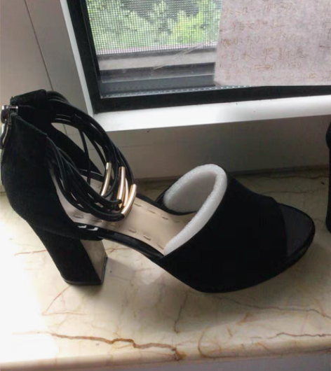 包邮KUKIK  37码，  黑色羊皮女鞋...