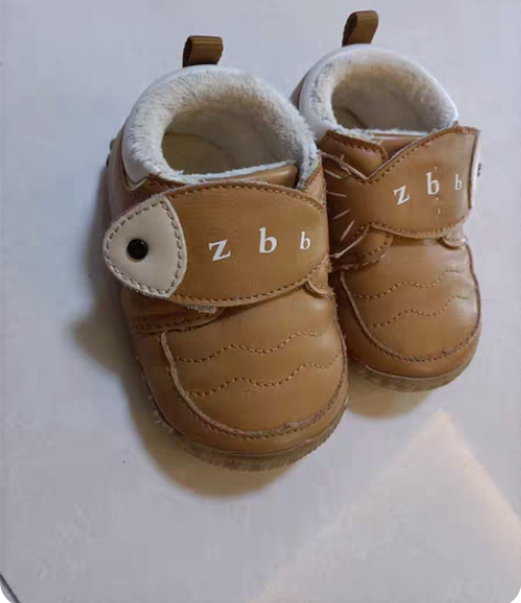 包邮猪爸爸软底鞋，一双加绒13cm，一双不...