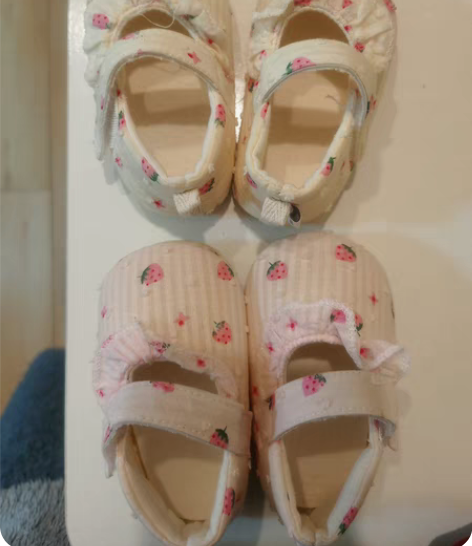 婴儿软底鞋 内长11.5cm 几乎是全新的...