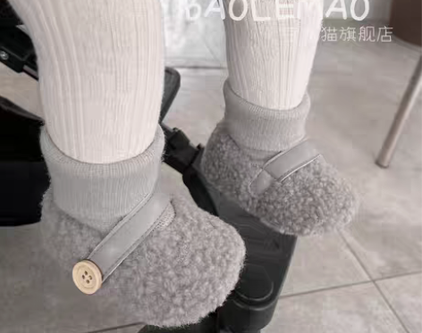 转卖秋冬加厚新生婴儿鞋子男女宝宝软底鞋保暖...