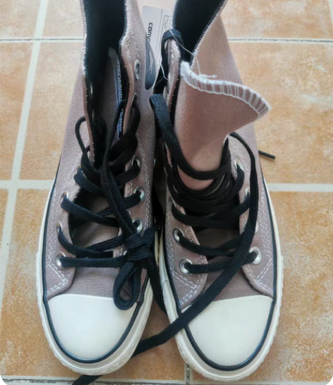 包邮匡威高帮运动鞋35码，全新，售出不退不...