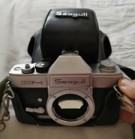 老物件 海鸥照相机 镜头 机身 闪光灯￥4...