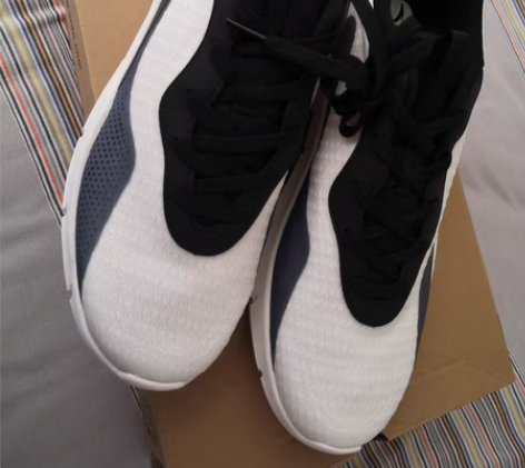 包邮全新～安踏综训系列，男综训鞋，安踏有氧...