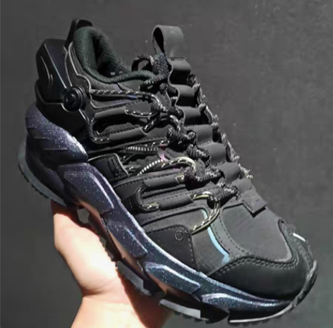 包邮李宁琉璃潮流跑鞋全新米白色46码一双 ...