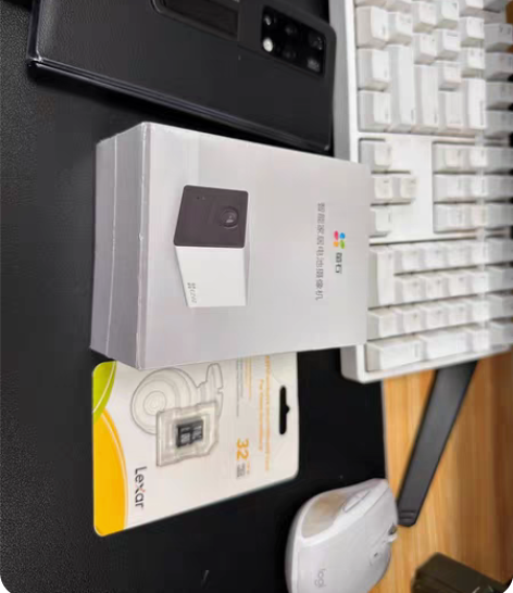 包邮萤石 CB2冰川白摄像头+32G视频监...