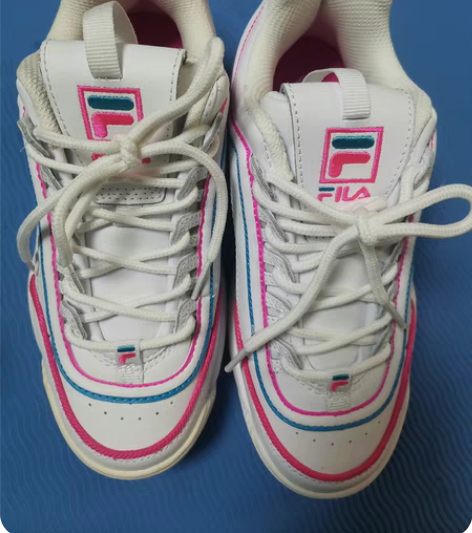 几乎全新斐乐女鞋36码，澳洲399代购回来...