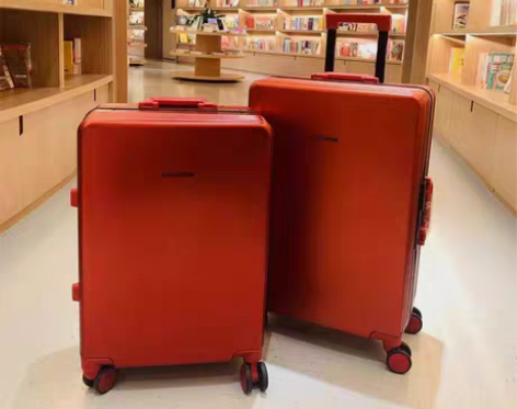 转卖咔来仕红色结婚行李箱陪嫁旅行箱新娘嫁妆...