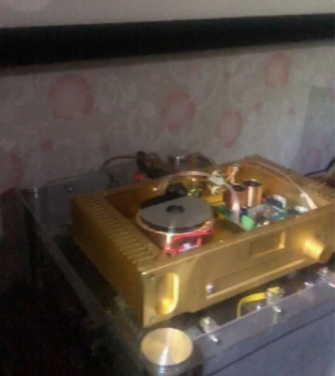 珍藏版发烧级功放,,采用TDA系列场效应芯...