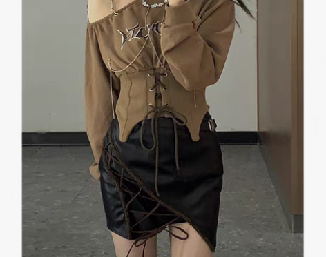 转卖DREAM SEVEN77 咖色卫衣女...