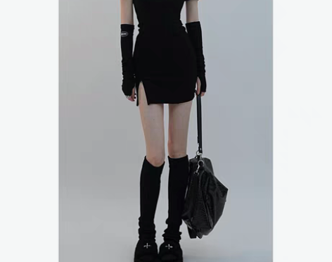 转卖DREAM+SEVEN77+黑色紧身连...