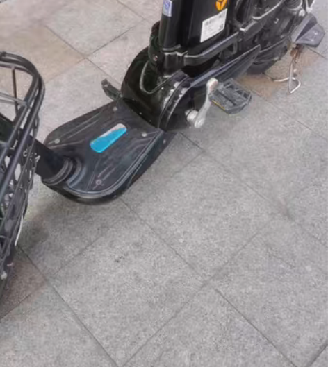 雅迪电动车没有怎么骑，偶尔接一下孩子上学，...