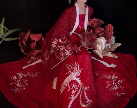 转卖（标价全套）艺缕雏凤原创汉服女齐腰对襟...