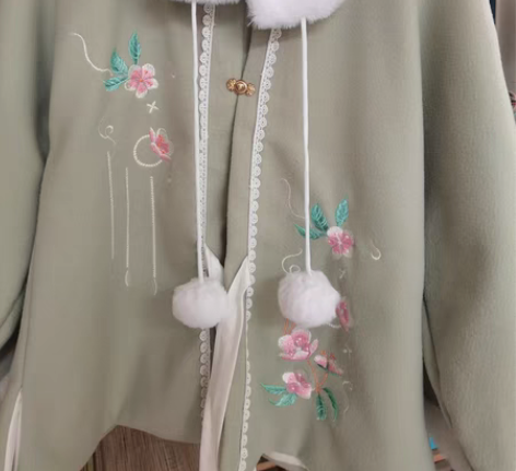 #汉服古装 【出】实体店买的,只穿过两次!...