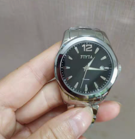 飞亚达石英手表41直径 感兴趣的话点“我想...