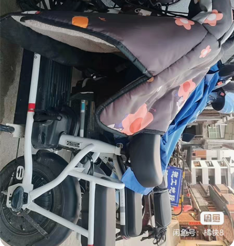 棒途电动车，头盔挡风被雨衣 感兴趣的话点“...