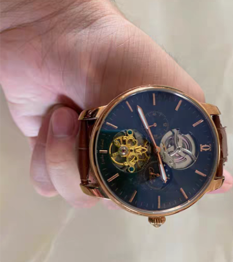 包邮保时捷款 手表机械表  9新 感兴趣的...