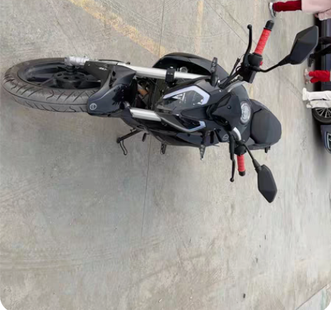 20年小迅龙150S，电喷水冷，带cbs联...