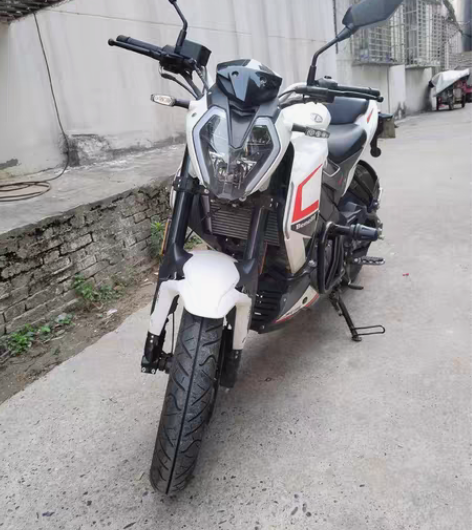 22年贝纳利小迅龙 21.10月出厂日期的...