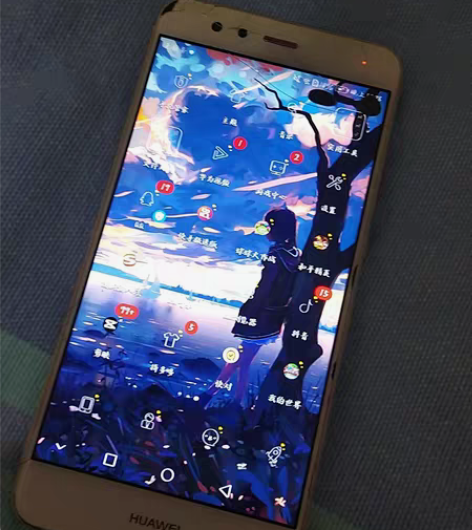 华为nova青春版,4加64,一百出,屏幕...