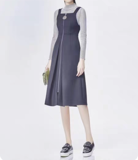 卓雅旗下卡洛琳羊毛大摆赫本风长裙背带裙连衣...