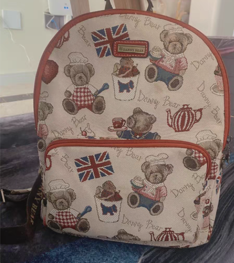 丹尼熊旅行双肩包女百搭大容量休闲包 ①这个...