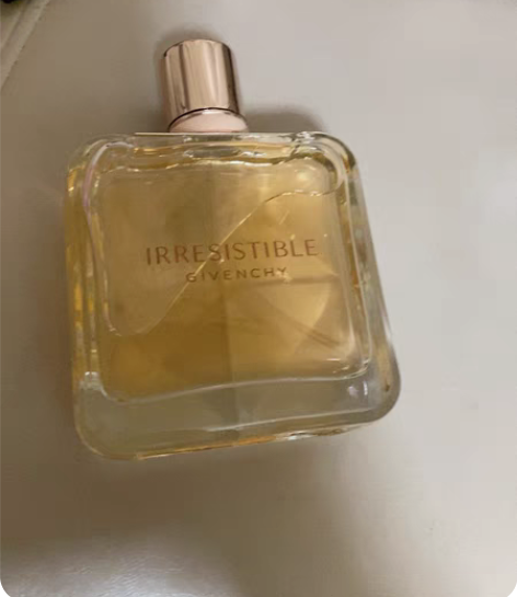 倾城之恋出分装5ml 感兴趣的话点“我想要...