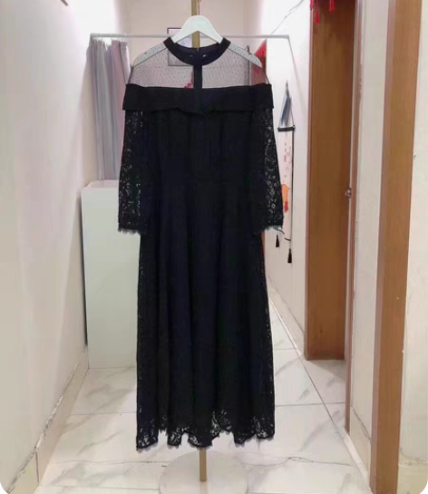 包邮品牌女装春秋款重工蕾丝连衣裙，质量超级...