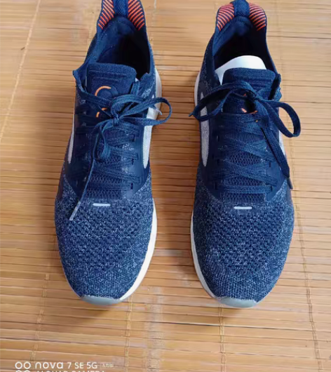 包邮40码，匹克运动鞋，实拍无虑镜，收货如...