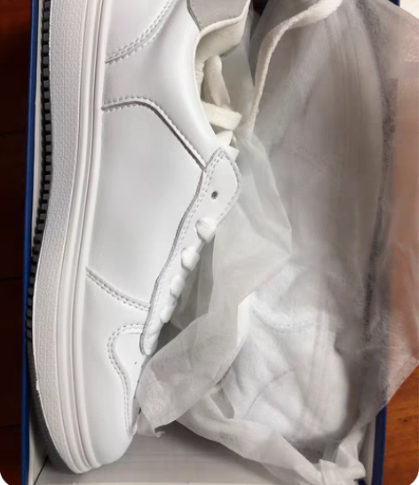 回力全新运动鞋 尺码在图 感兴趣的话点“我...