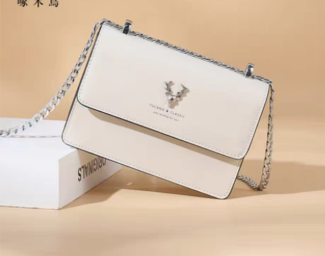 转卖啄木鸟包包女2022新款夏季百搭高级质...