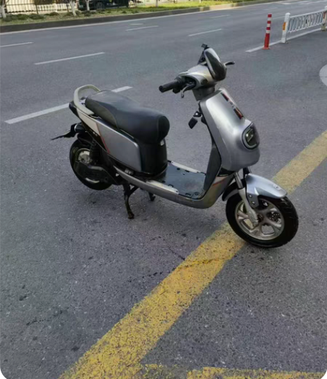 出一辆自用国标黄牌电动车，绿源品牌的，国标...