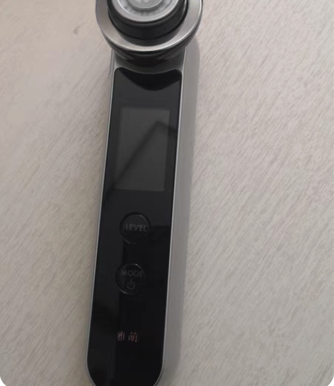 雅萌美容仪 感兴趣的话点“我想要”和我私聊...