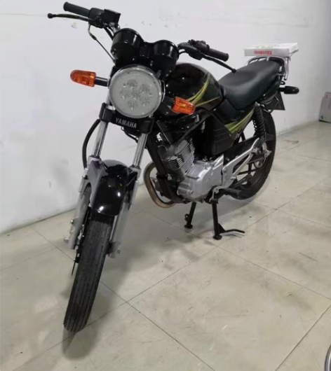 包邮到货雅马哈天剑125cc二手摩托车，整...