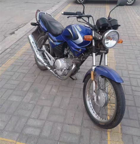 精品雅马哈天剑125，正常骑着的，不烧机油...