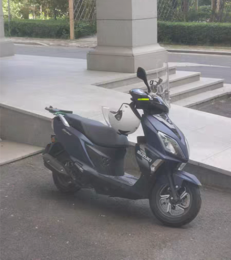 铃木uy 125百年纪念版 感兴趣的话点“...