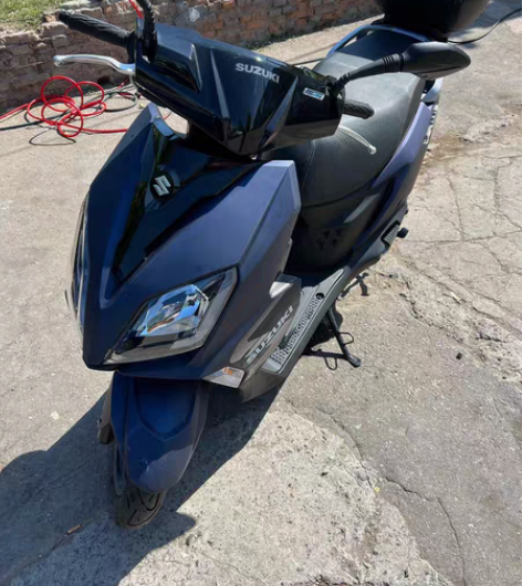 公户铃木UY125，2021年9月份上牌，...