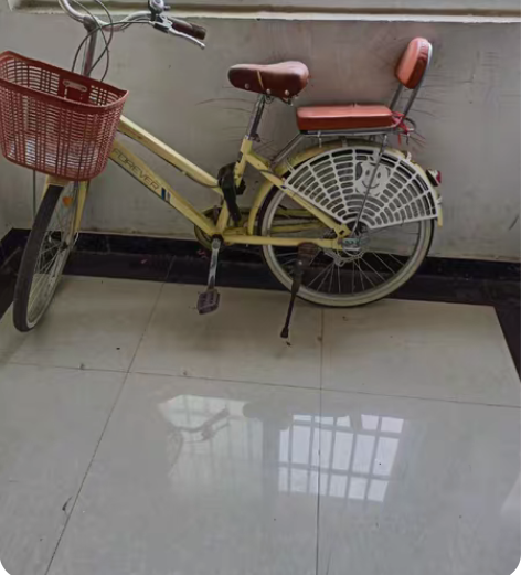 上海永久自行车 闲置出售 放在楼道没怎么...