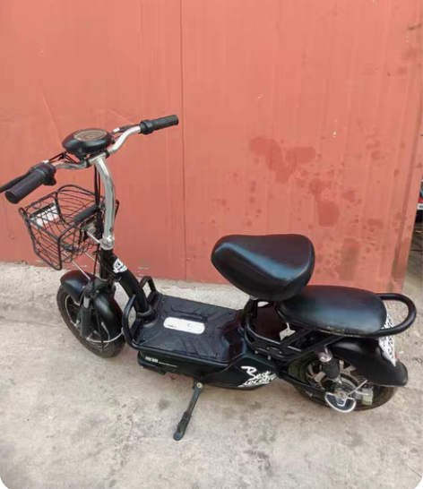 爱玛电动车 感兴趣的话点“我想要”和我私聊...