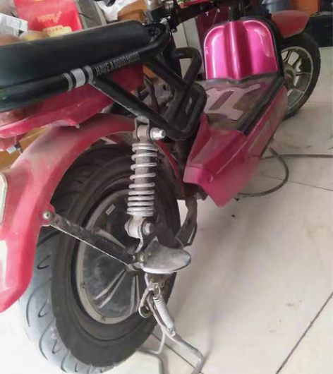 小鸟电动车，闲置低价出售，车子在淮阴区荣鑫...